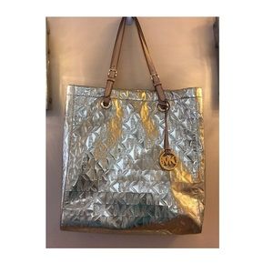 Michael Kors Jet Set Patent Leather Tote Bag